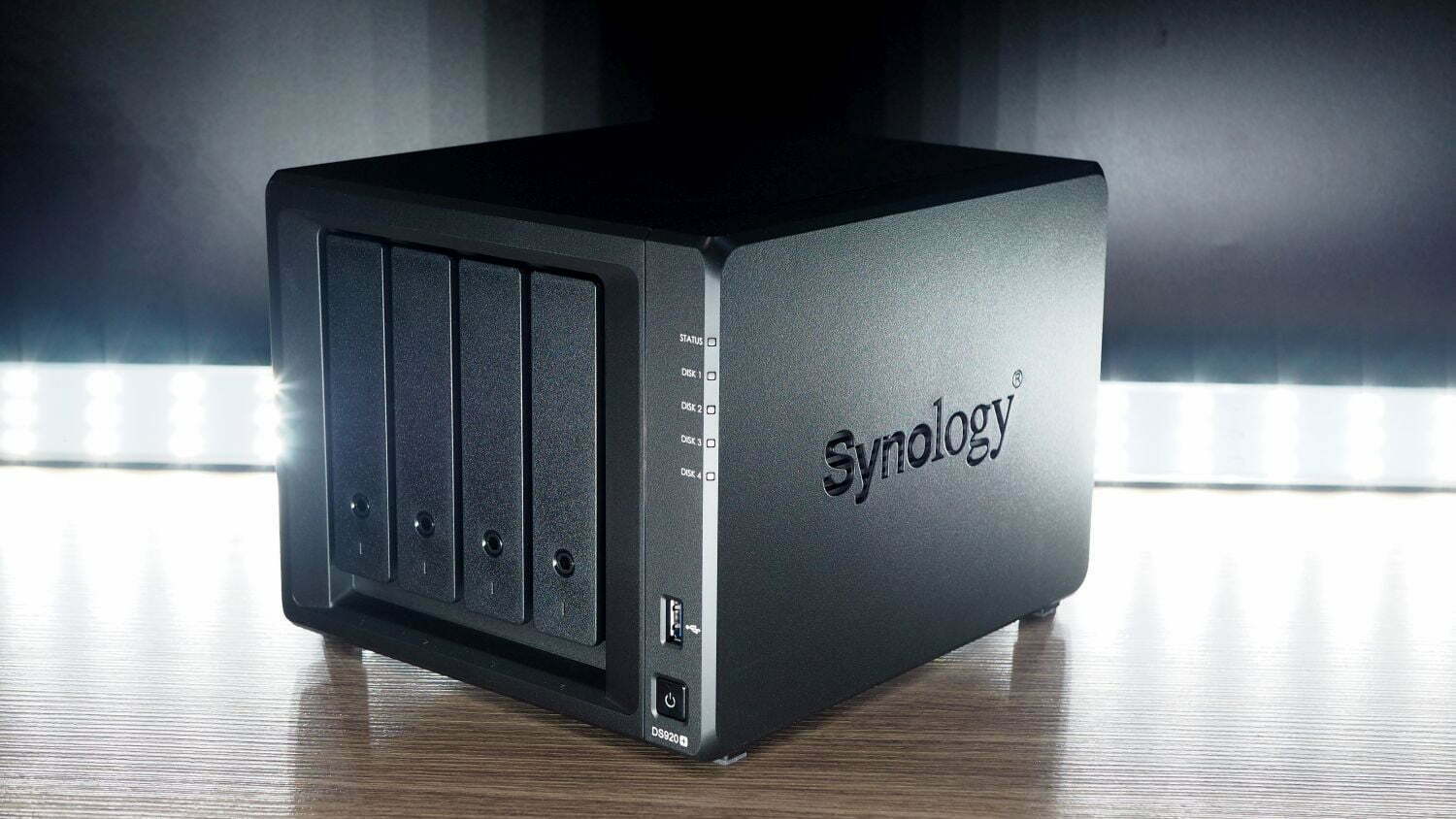 Synology NAS-03