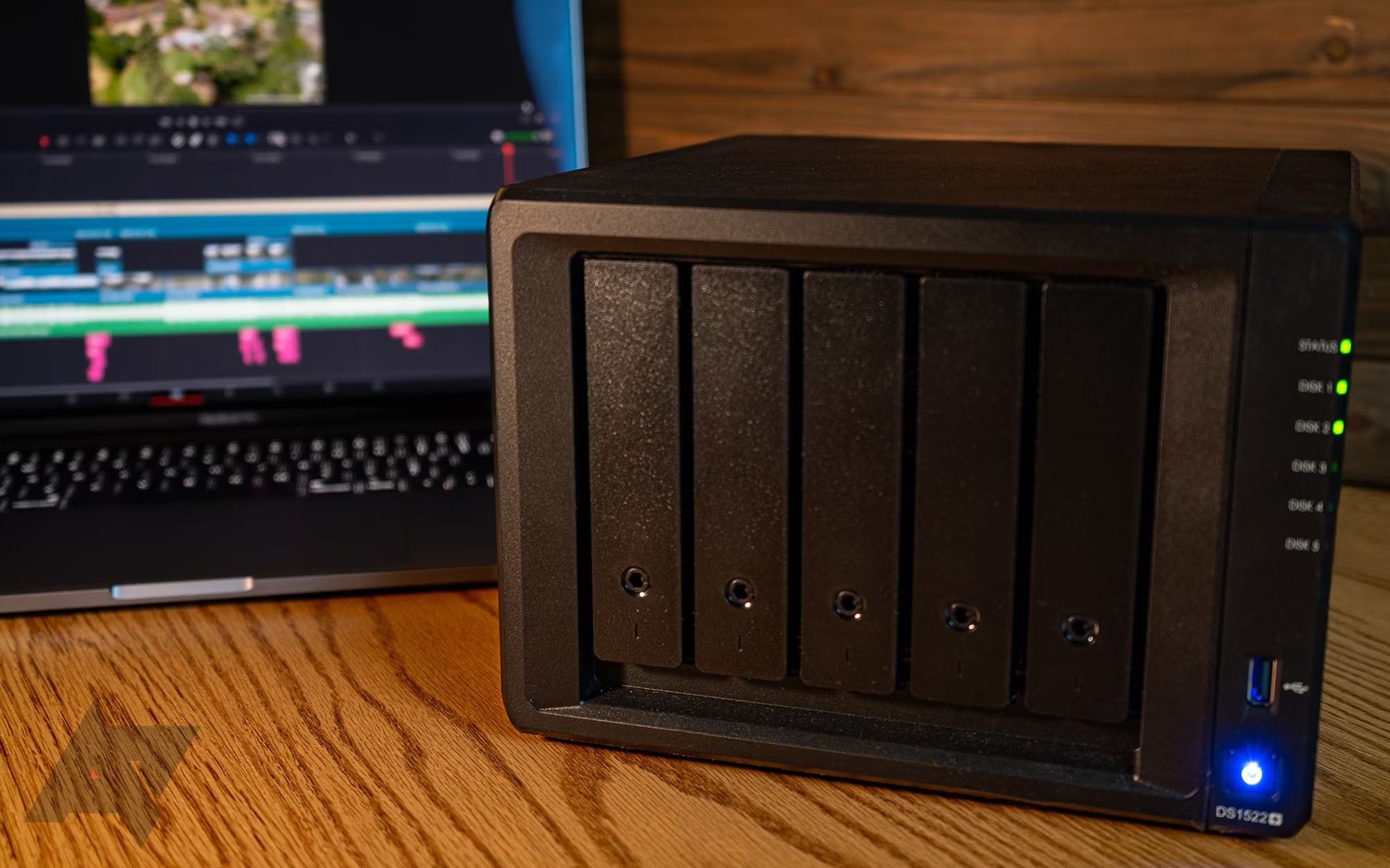 Synology NAS-05